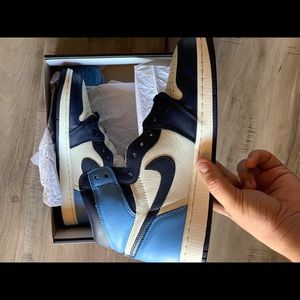 JORDAN 1 OBSIDIAN SIZE 9